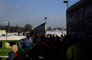Passage through the Wall - 1989 by RESchade