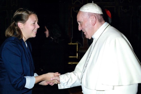 Sarah Bueter With Pope