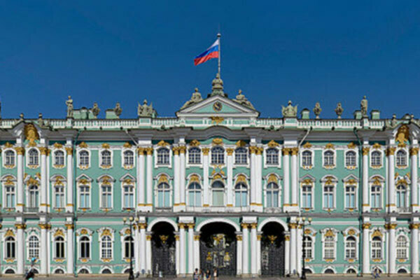 Winter Palace in Saint Petersburg © Alex Florstein Fedorov, Wikimedia Commons