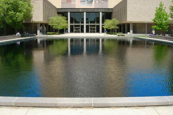 The Hesburgh Library Reflecting Pool 2006 Esotheos