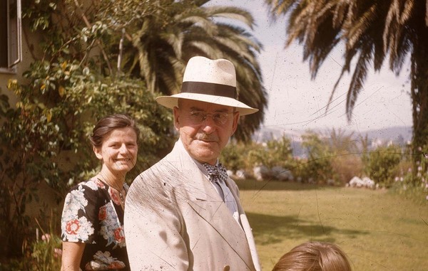 Thomas Mann and Elizabeth Mann.